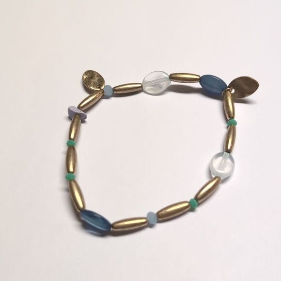 142 Gold and Blue Multicolor Beaded Bracelet‎ - Picture 3 of 5